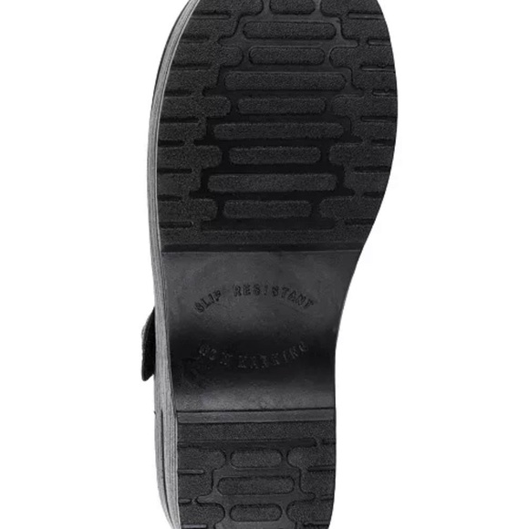NWT Easy Street
Easy Works by Women's Letsee Mary Jane Clogs - Picture 5 of 5